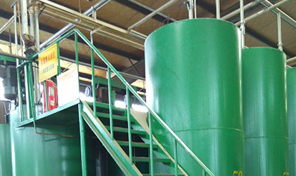 ���I����